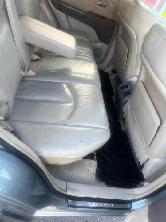 2002 Lexus RX 1st Gen - Image 10 of 10
