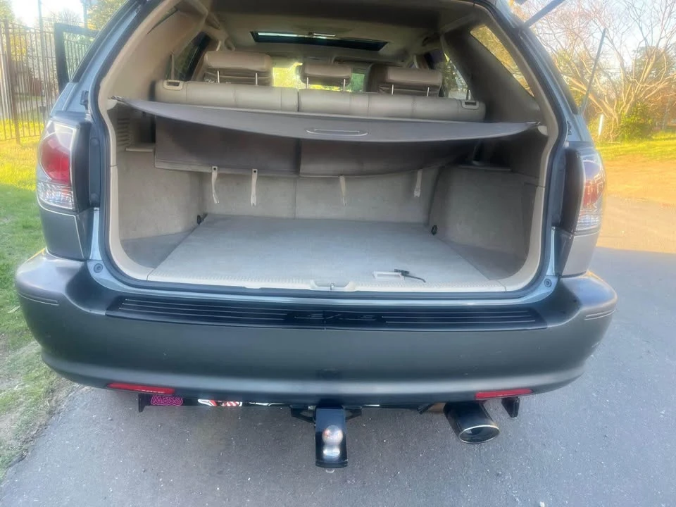2002 Lexus RX 1st Gen - Image 4 of 10
