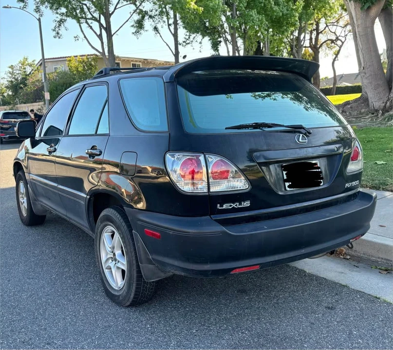 2002 Lexus RX 1st Gen - Image 4 of 9