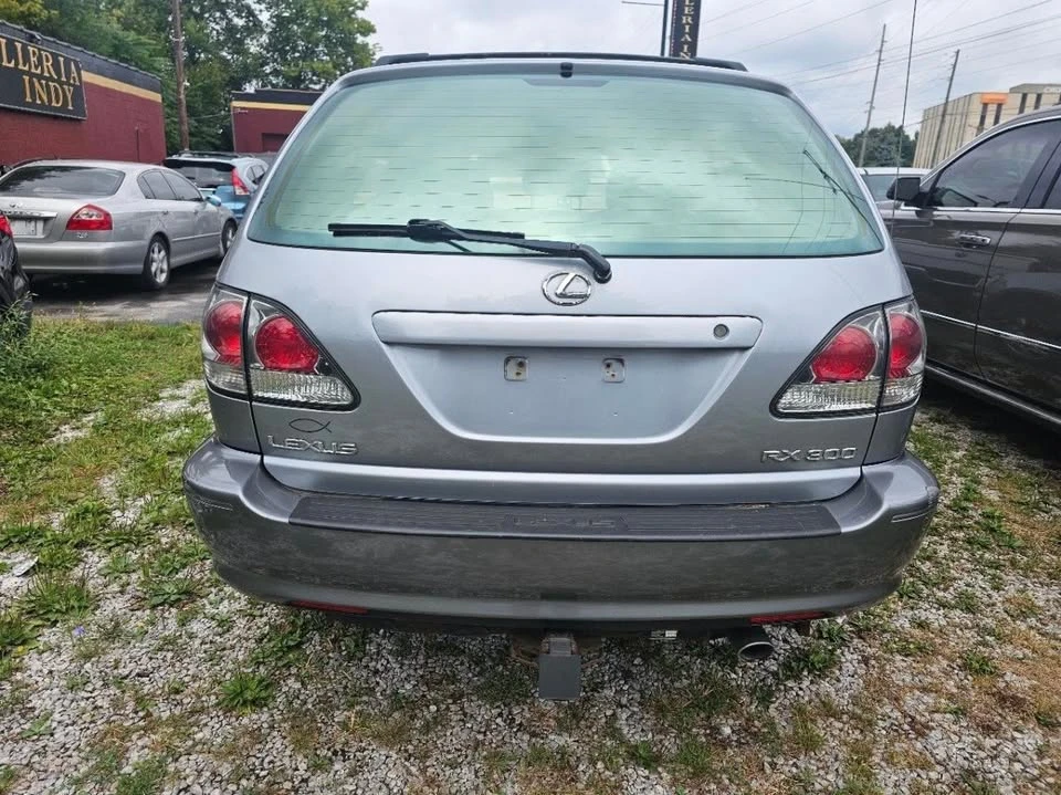 2002 Lexus RX 1st Gen - Image 4 of 6