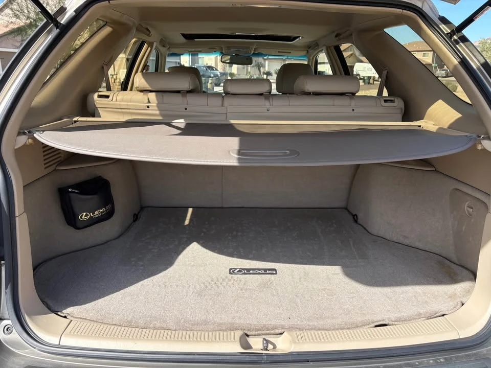 2002 Lexus RX 1st Gen - Image 12 of 17