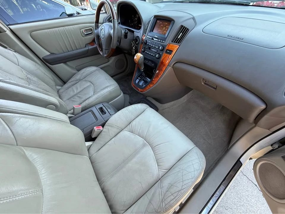 2002 Lexus RX 1st Gen - Image 14 of 17