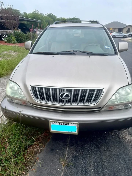 2002 Lexus RX 1st Gen - Image 4 of 5
