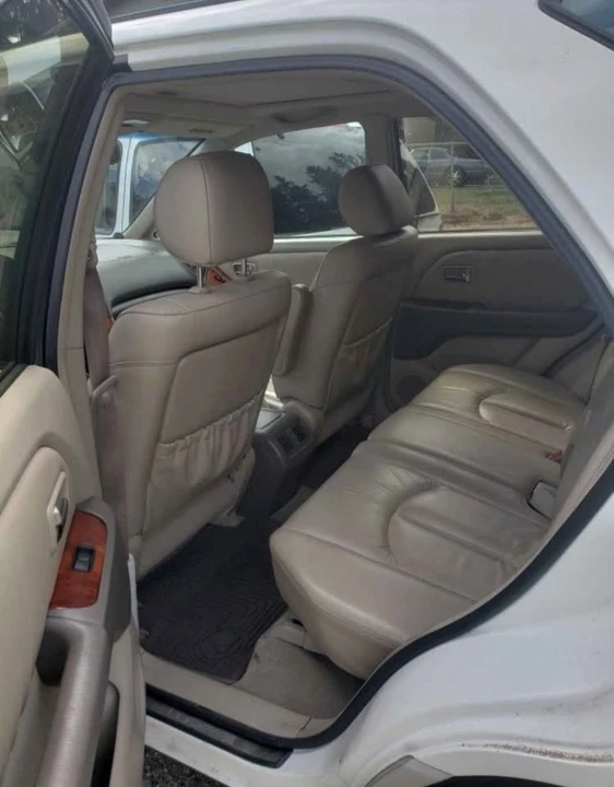 2002 Lexus RX 1st Gen - Image 8 of 14