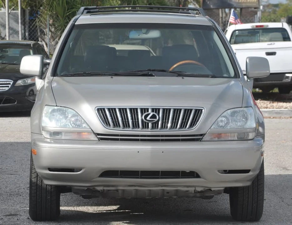 2002 Lexus RX 1st Gen - Image 4 of 20