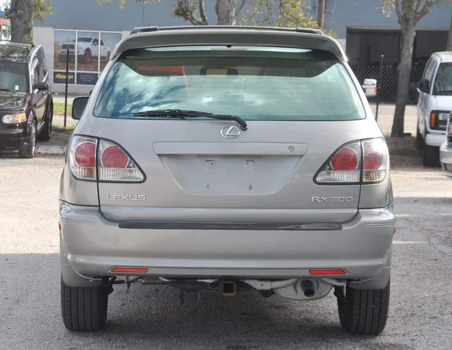 2002 Lexus RX 1st Gen - Image 8 of 20
