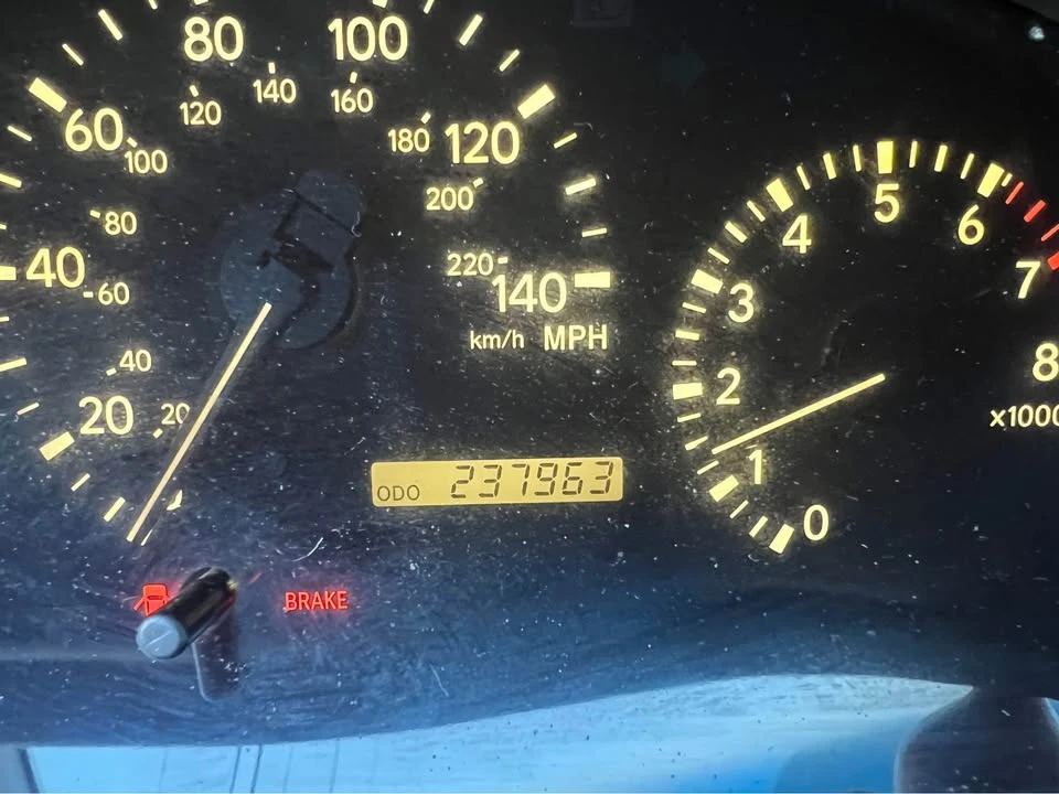 2002 Lexus RX 1st Gen - Image 17 of 19