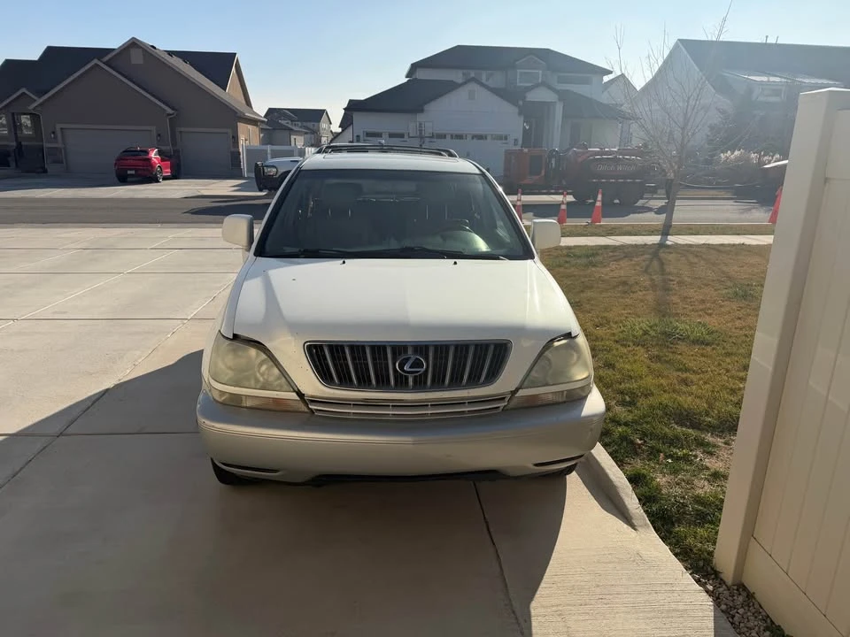 2002 Lexus RX 1st Gen - Image 4 of 7