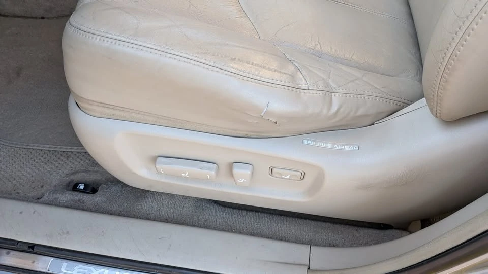 2002 Lexus RX 1st Gen - Image 8 of 15