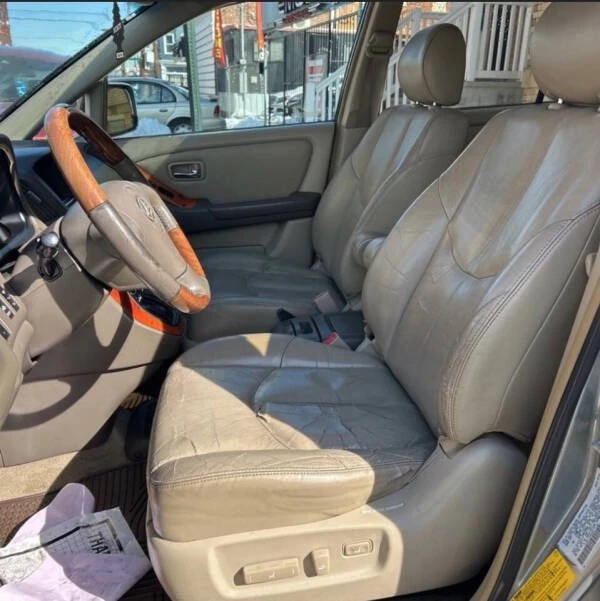 2002 Lexus RX 1st Gen - Image 4 of 8