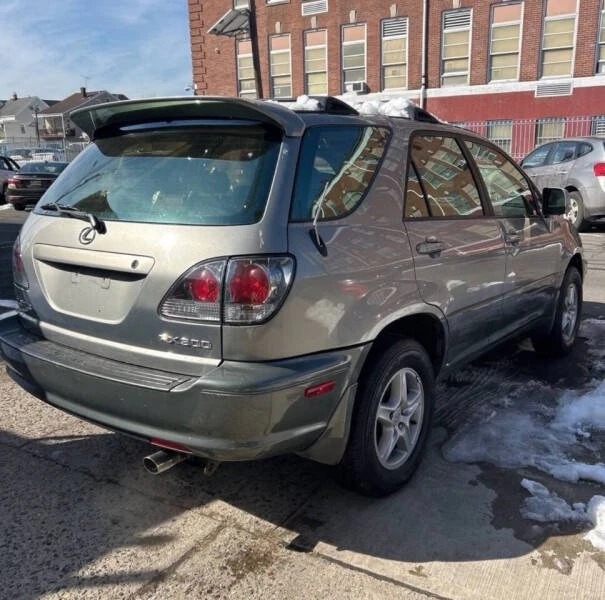 2002 Lexus RX 1st Gen - Image 6 of 8