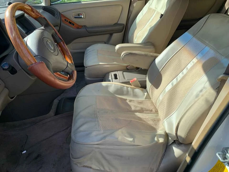2002 Lexus RX 1st Gen - Image 6 of 7