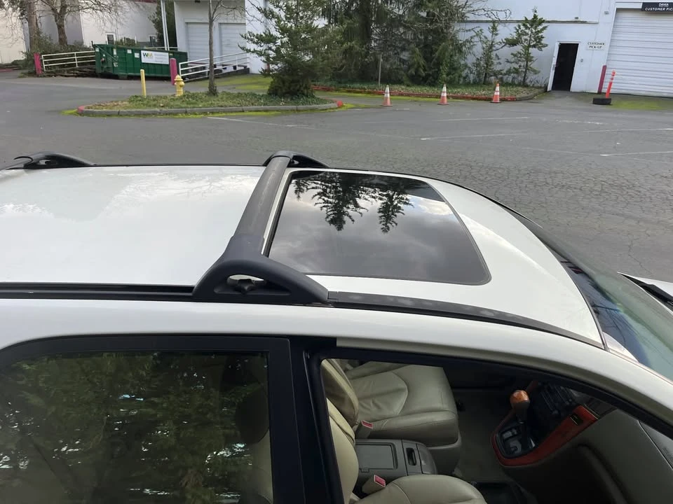 2002 Lexus RX 1st Gen - Image 18 of 18