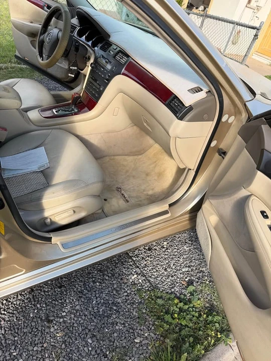 2002 Lexus SC430 - Image 7 of 12