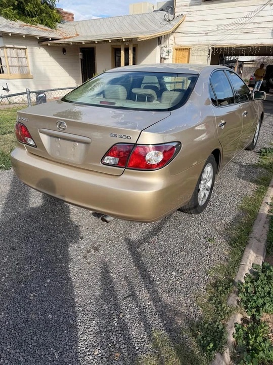 2002 Lexus SC430 - Image 3 of 12