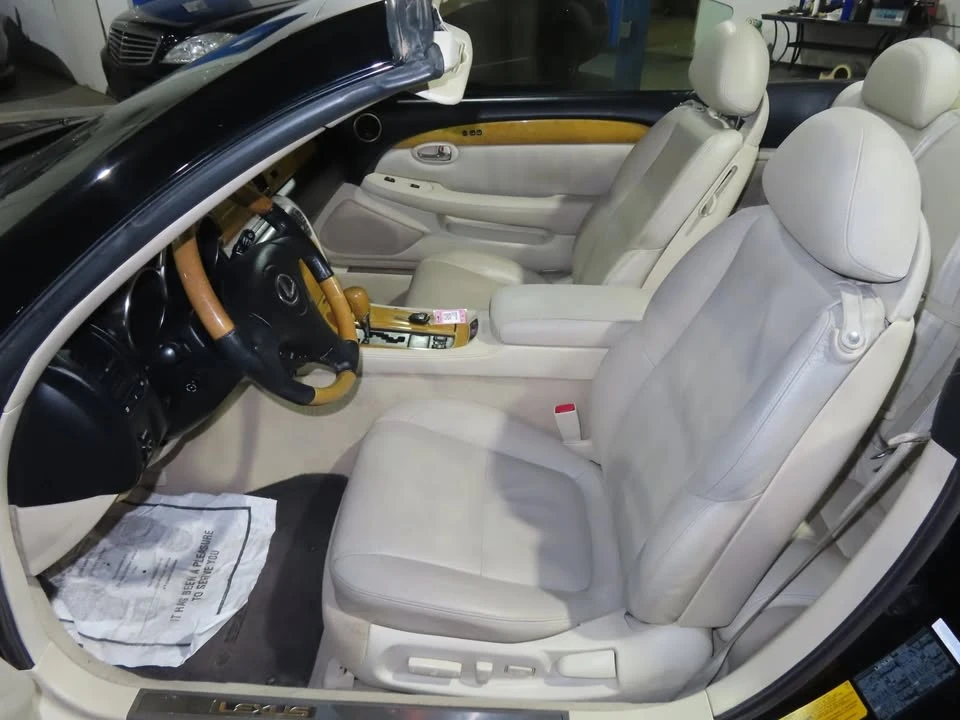 2002 Lexus SC430 - Image 10 of 20