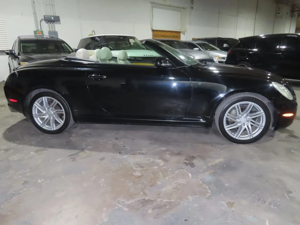 2002 Lexus SC430 - Image 4 of 20