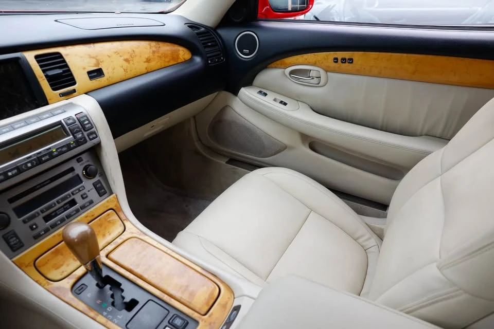 2002 Lexus SC430 - Image 11 of 17