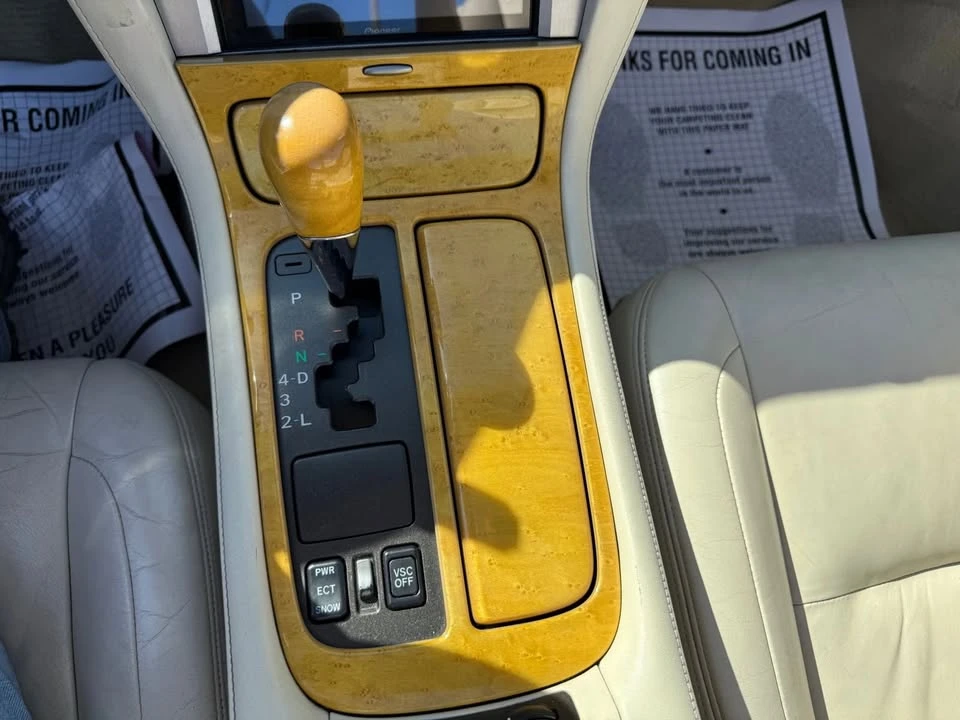 2002 Lexus SC430 - Image 14 of 20