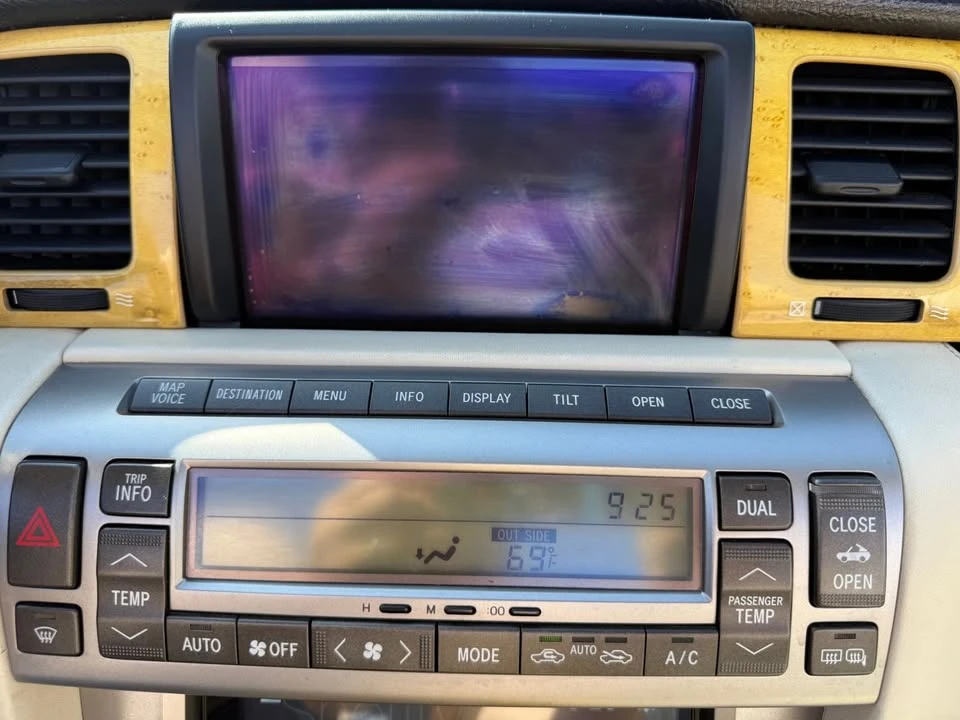 2002 Lexus SC430 - Image 18 of 20