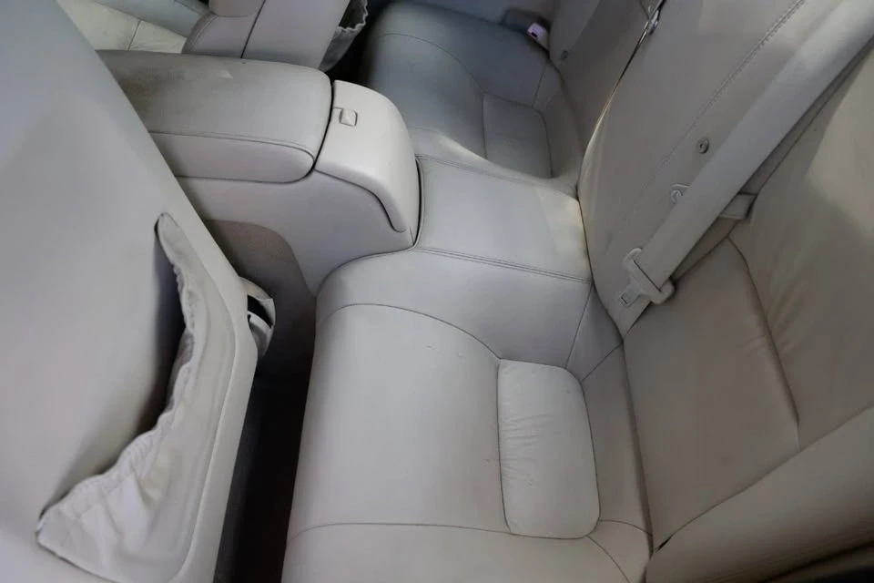 2002 Lexus SC430 - Image 10 of 20