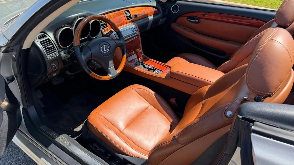 2002 Lexus SC430 - Image 11 of 19