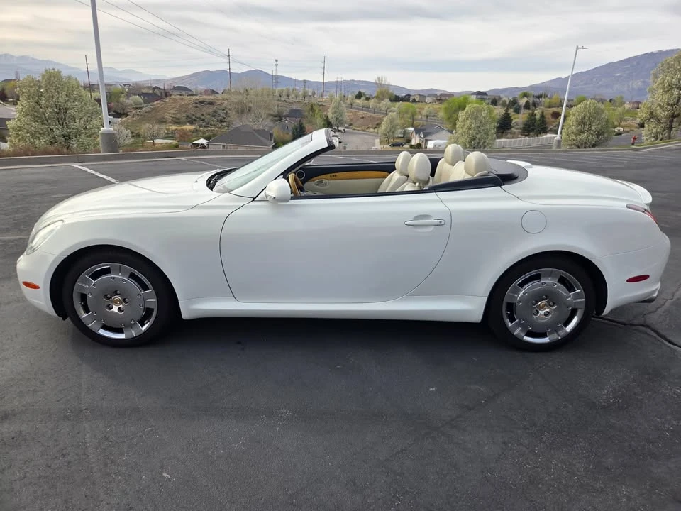 2002 Lexus SC430 - Image 11 of 20