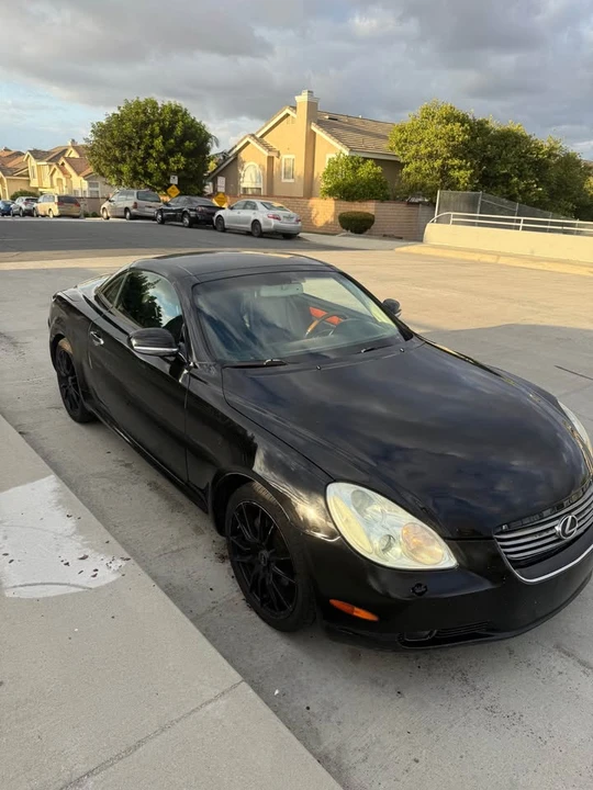2002 Lexus SC430 - Image 2 of 4