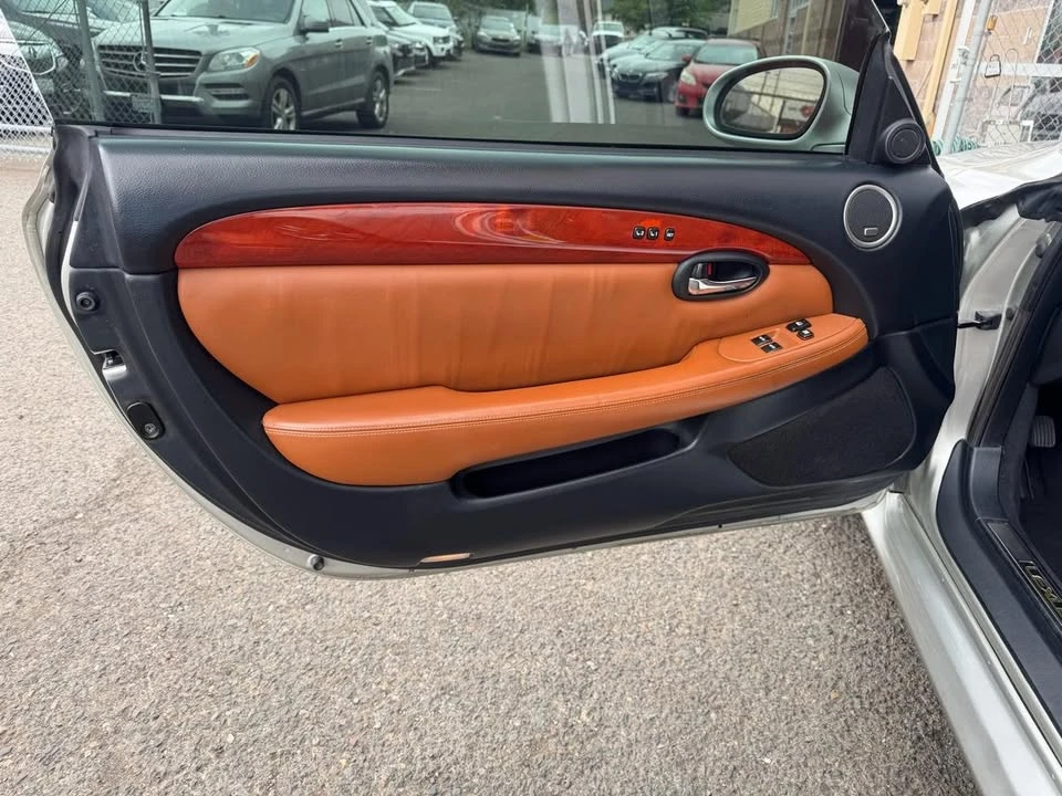 2002 Lexus SC430 - Image 8 of 20