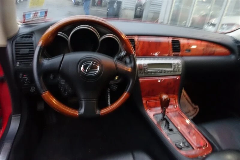2002 Lexus SC430 - Image 11 of 12