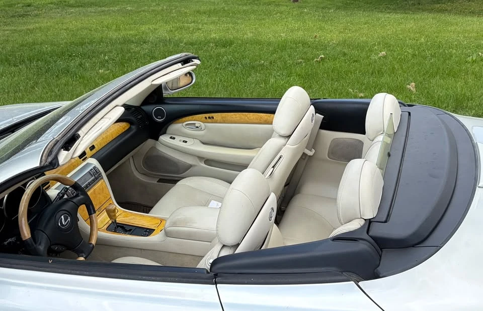 2002 Lexus SC430 - Image 16 of 21