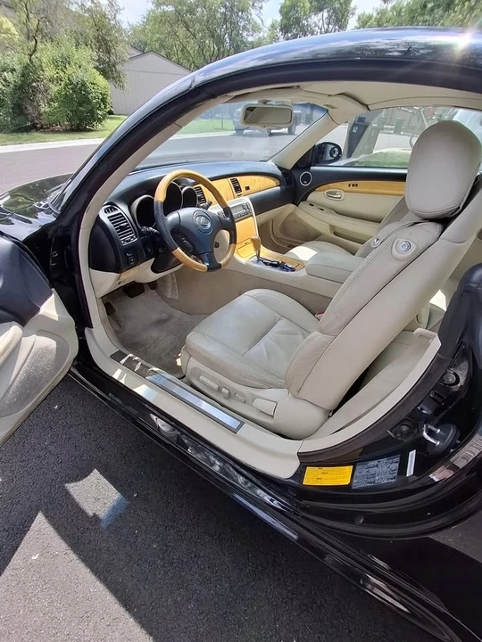 2002 Lexus SC430 - Image 15 of 20