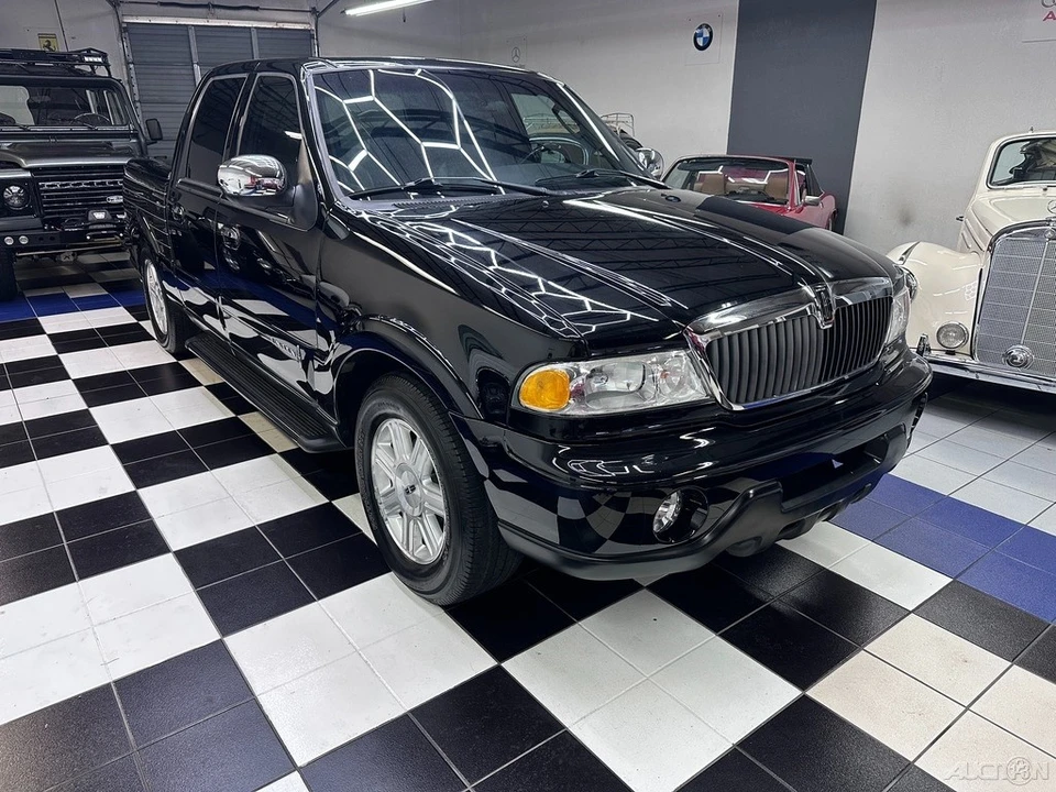 2002 Lincoln Blackwood - Image 2 of 21