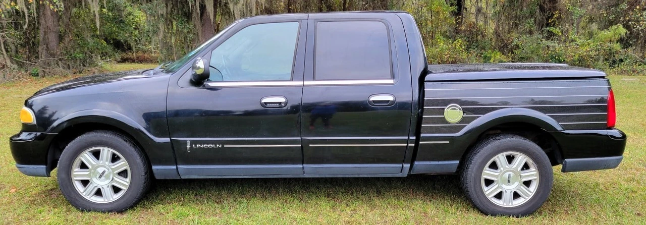2002 Lincoln Blackwood - Image 7 of 21
