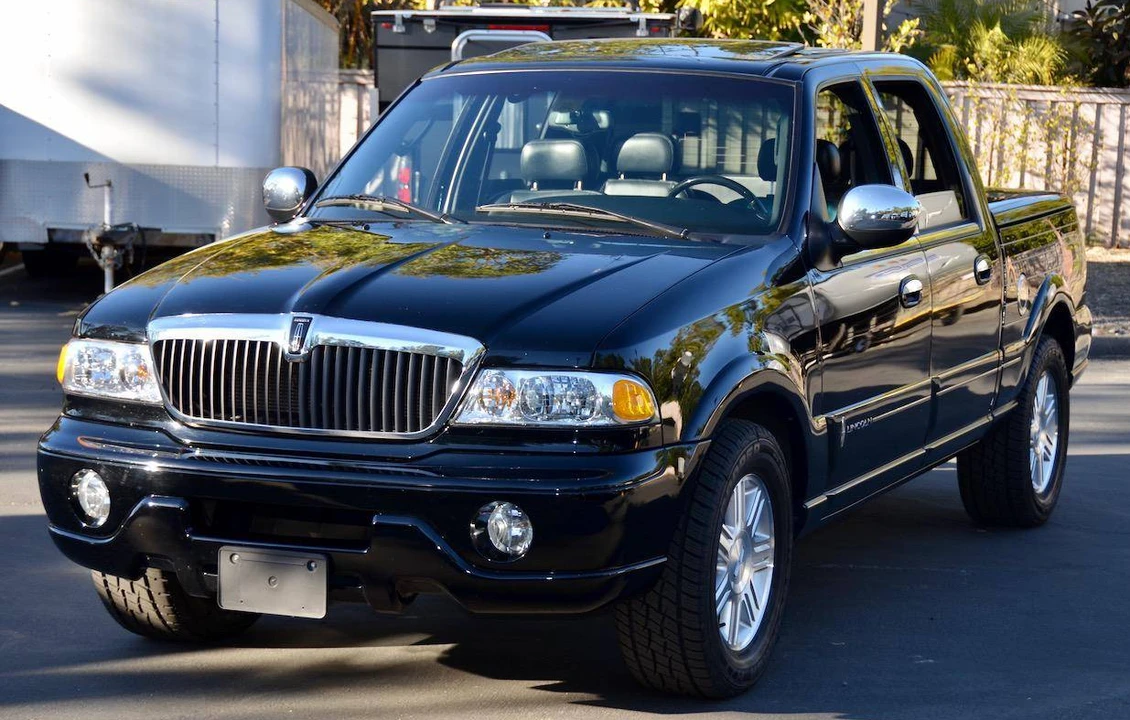 2002 Lincoln Blackwood - Image 11 of 31