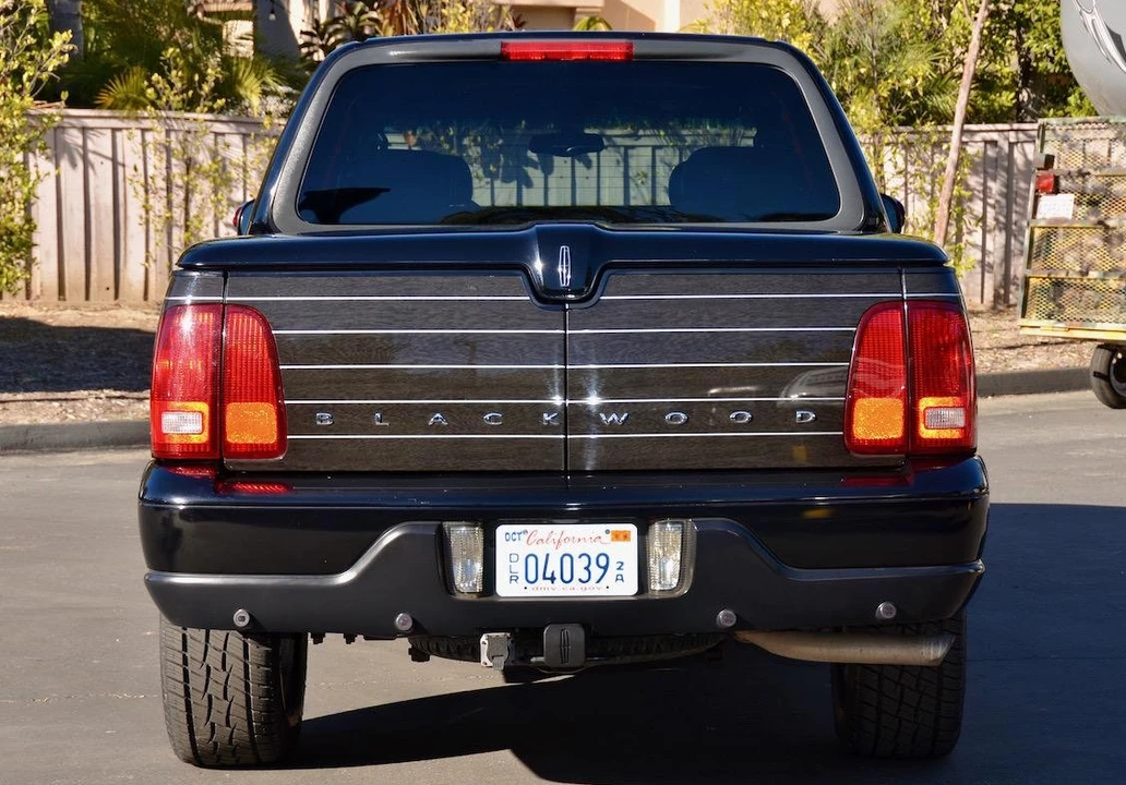 2002 Lincoln Blackwood - Image 5 of 31