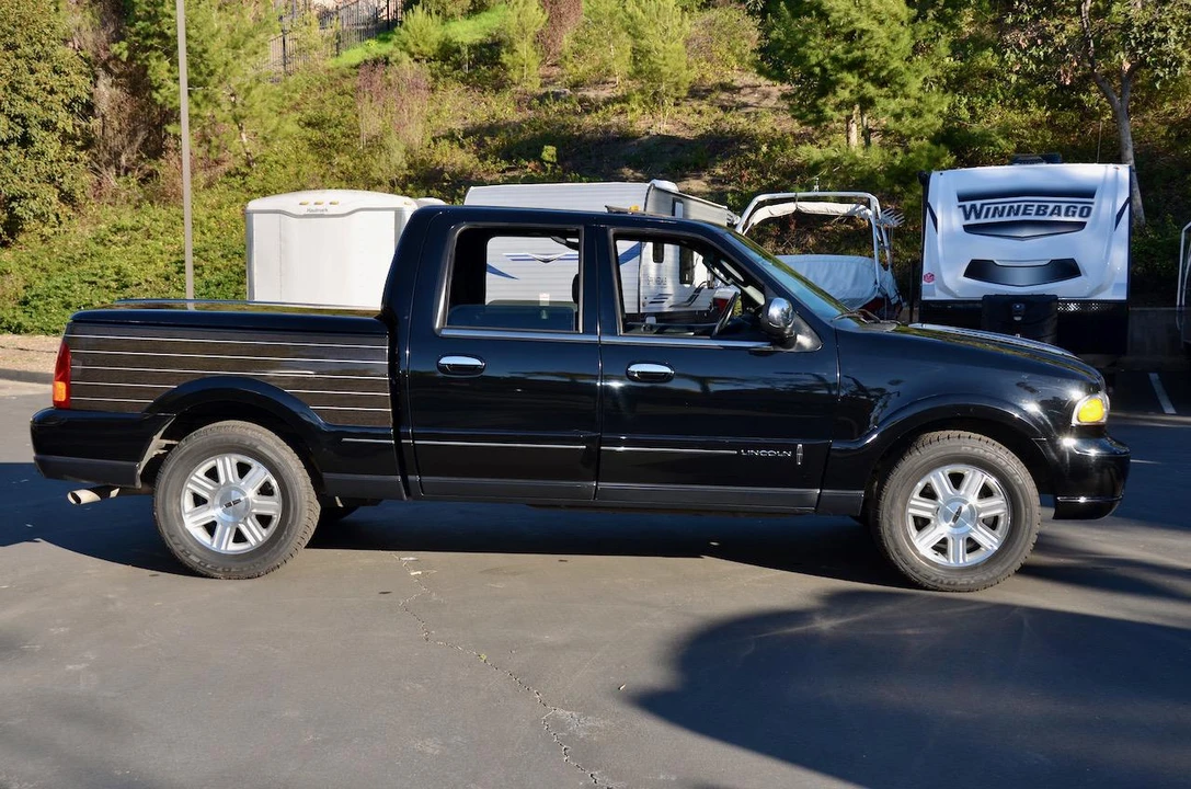 2002 Lincoln Blackwood - Image 28 of 31