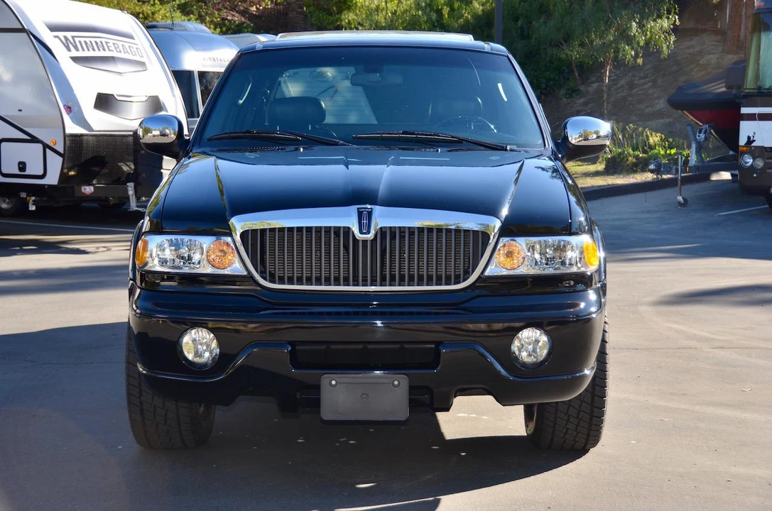 2002 Lincoln Blackwood - Image 6 of 31