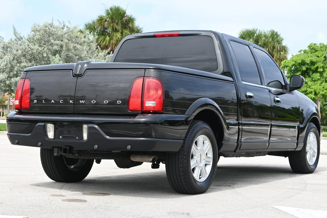 2002 Lincoln Blackwood - Image 4 of 31
