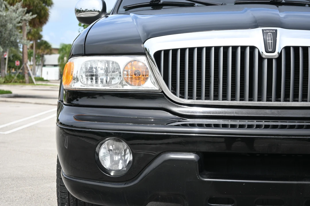 2002 Lincoln Blackwood - Image 11 of 31