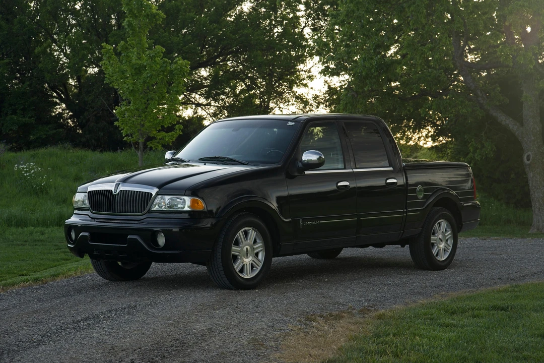 2002 Lincoln Blackwood - Image 8 of 31