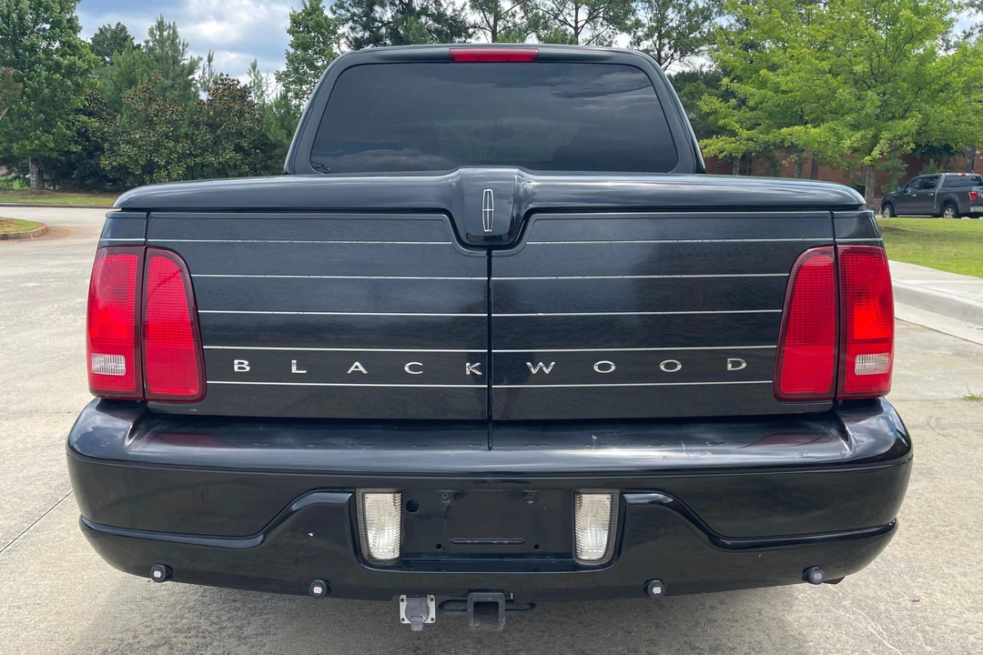 2002 Lincoln Blackwood - Image 9 of 31