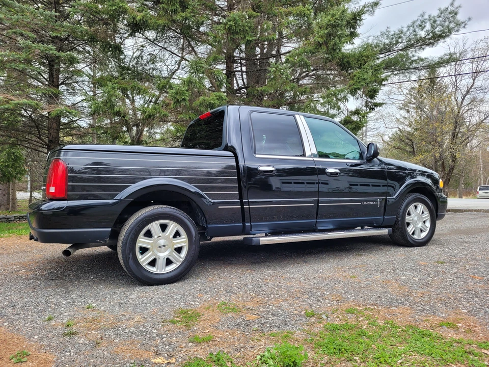 2002 Lincoln Blackwood - Image 15 of 31
