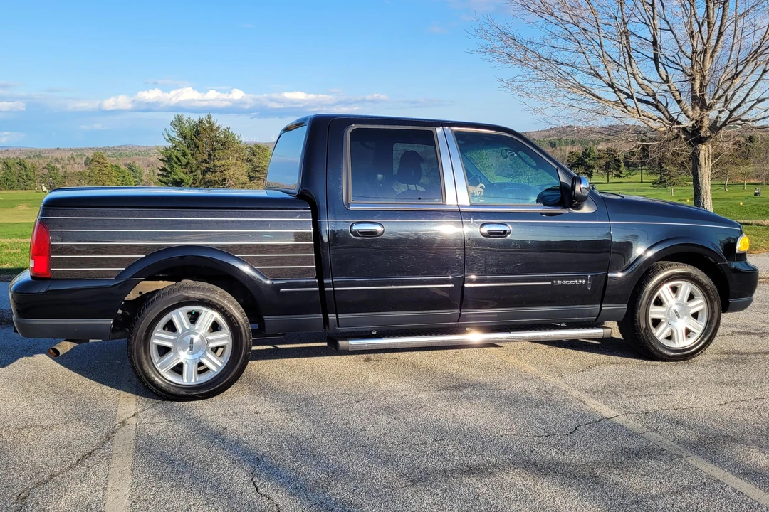 2002 Lincoln Blackwood - Image 3 of 31
