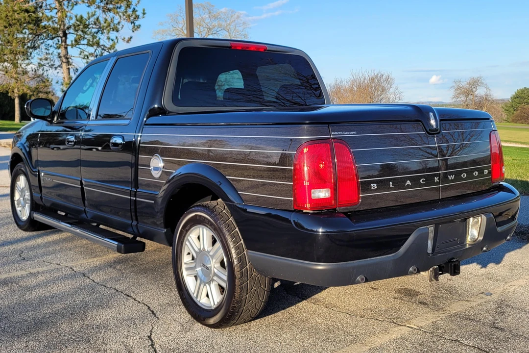 2002 Lincoln Blackwood - Image 4 of 31