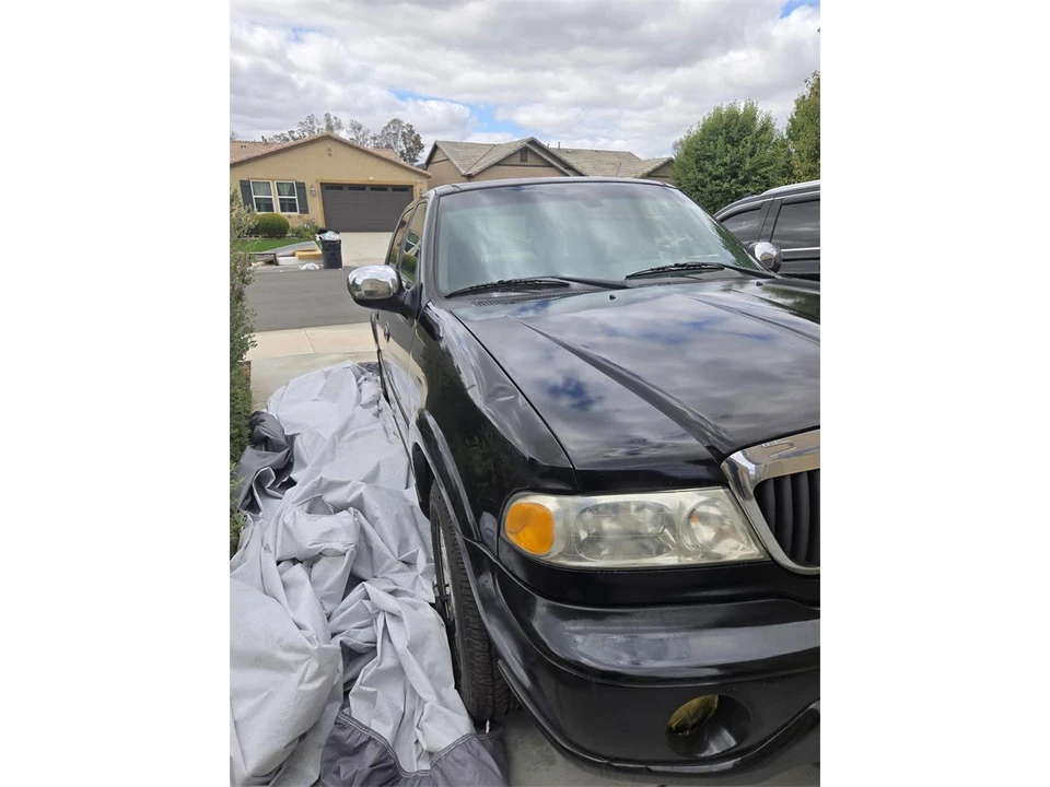 2002 Lincoln Blackwood - Image 3 of 10
