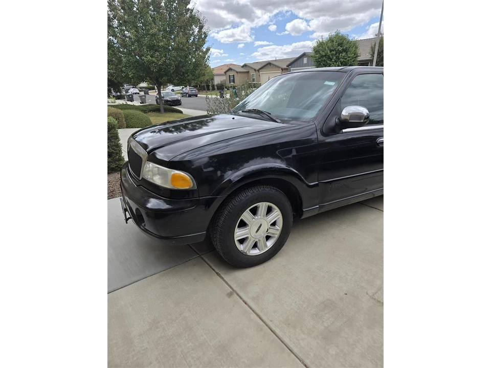 2002 Lincoln Blackwood - Image 10 of 10