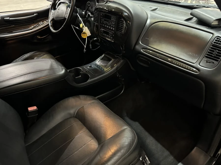 2002 Lincoln Blackwood - Image 6 of 10