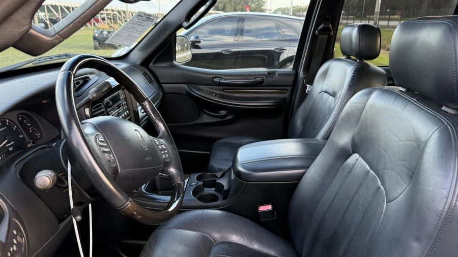 2002 Lincoln Blackwood - Image 6 of 8
