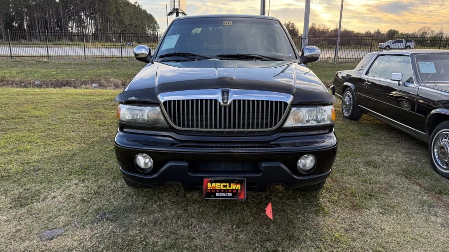 2002 Lincoln Blackwood - Image 3 of 8